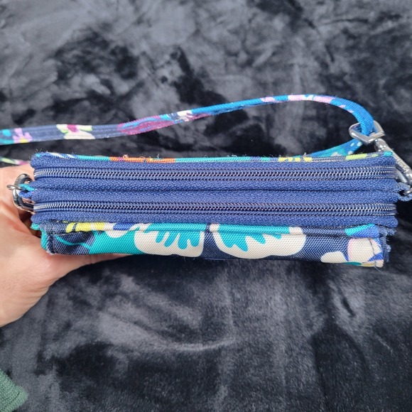 Vera Bradley Blue Floral Small Cross-Body Wallet 3 Compartments - Picture 6 of 9